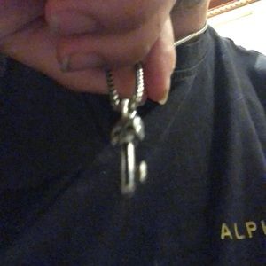 Meet your Posher, James